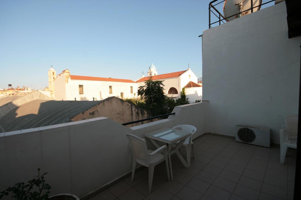 Chania Rooms La Canea Esterno foto